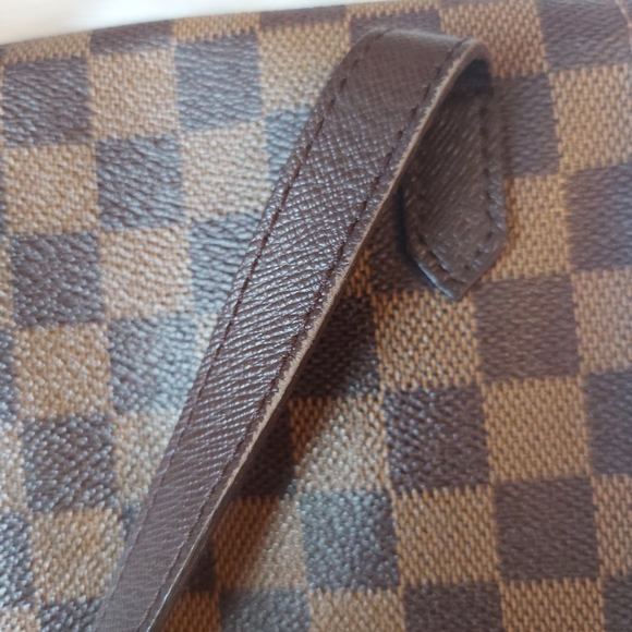 Authentic Louis Vuitton - Picture 9 of 16